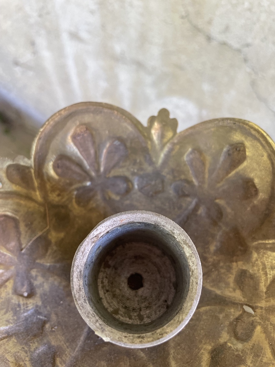 Candle Holder Decorated With Wolves And Bats -photo-7