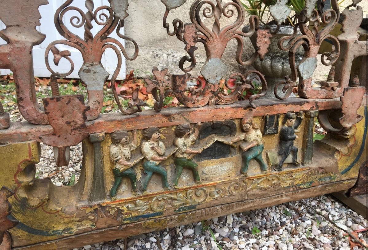 ESSIEU DE CHARRETTE SICILIENNE EN BOIS ET FER FORGÉ SCULPTÉ MONTE EN TABLE-photo-5