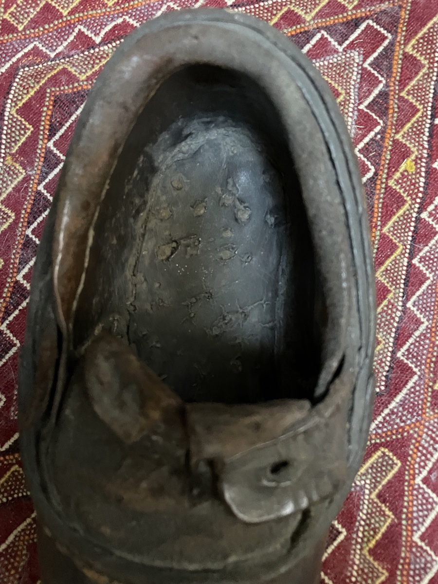 A Pair Of Imposing Tanner's Shoes, 18th Century, Museum -photo-2