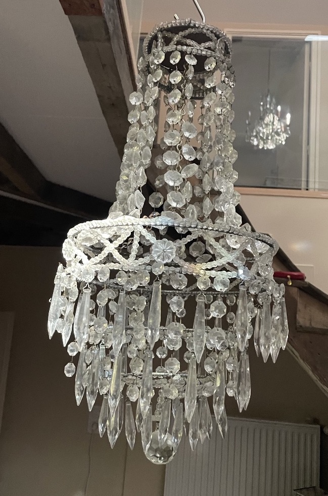 PETIT LUSTRE MONTGOLFIÈRE , MONTURE EN FIL DE FER