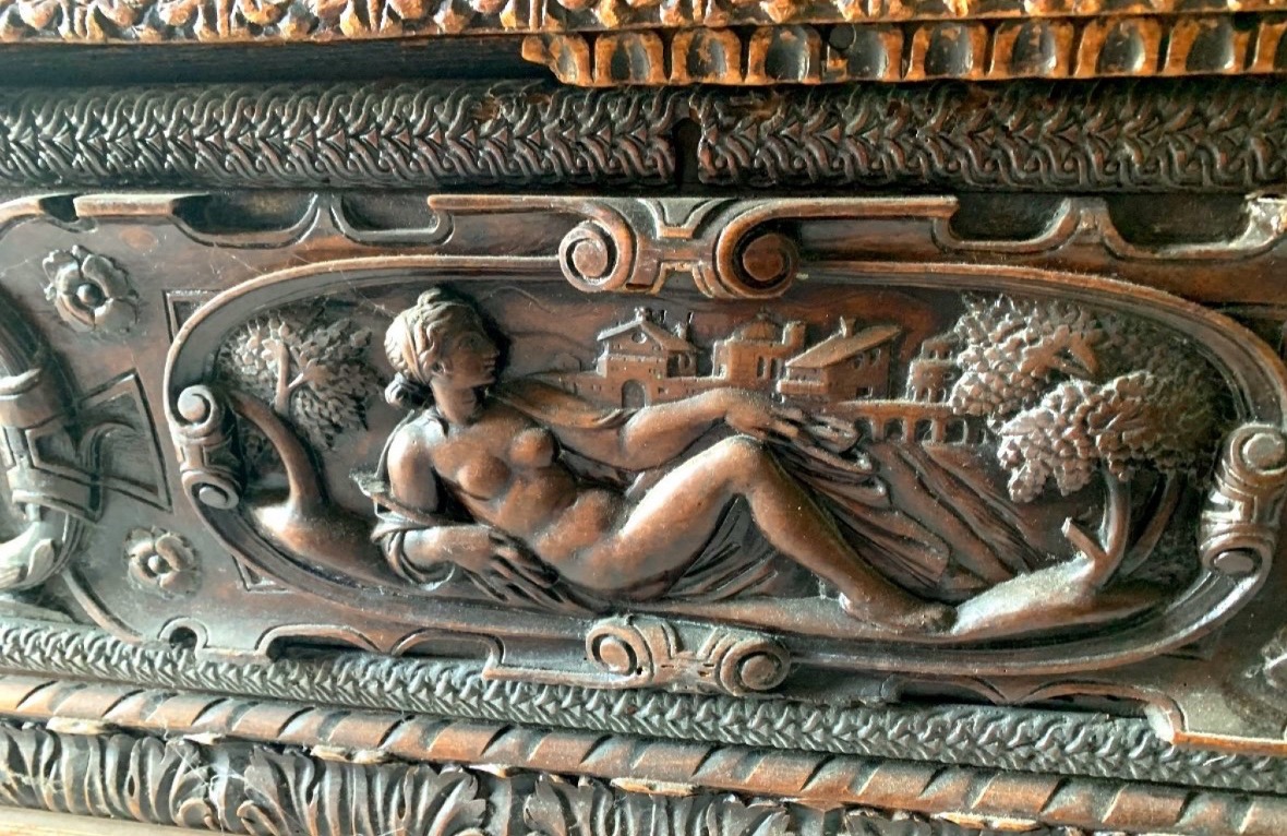 COFFRE D’ÉPOQUE RENAISSANCE DIANE AU BAIN-photo-1
