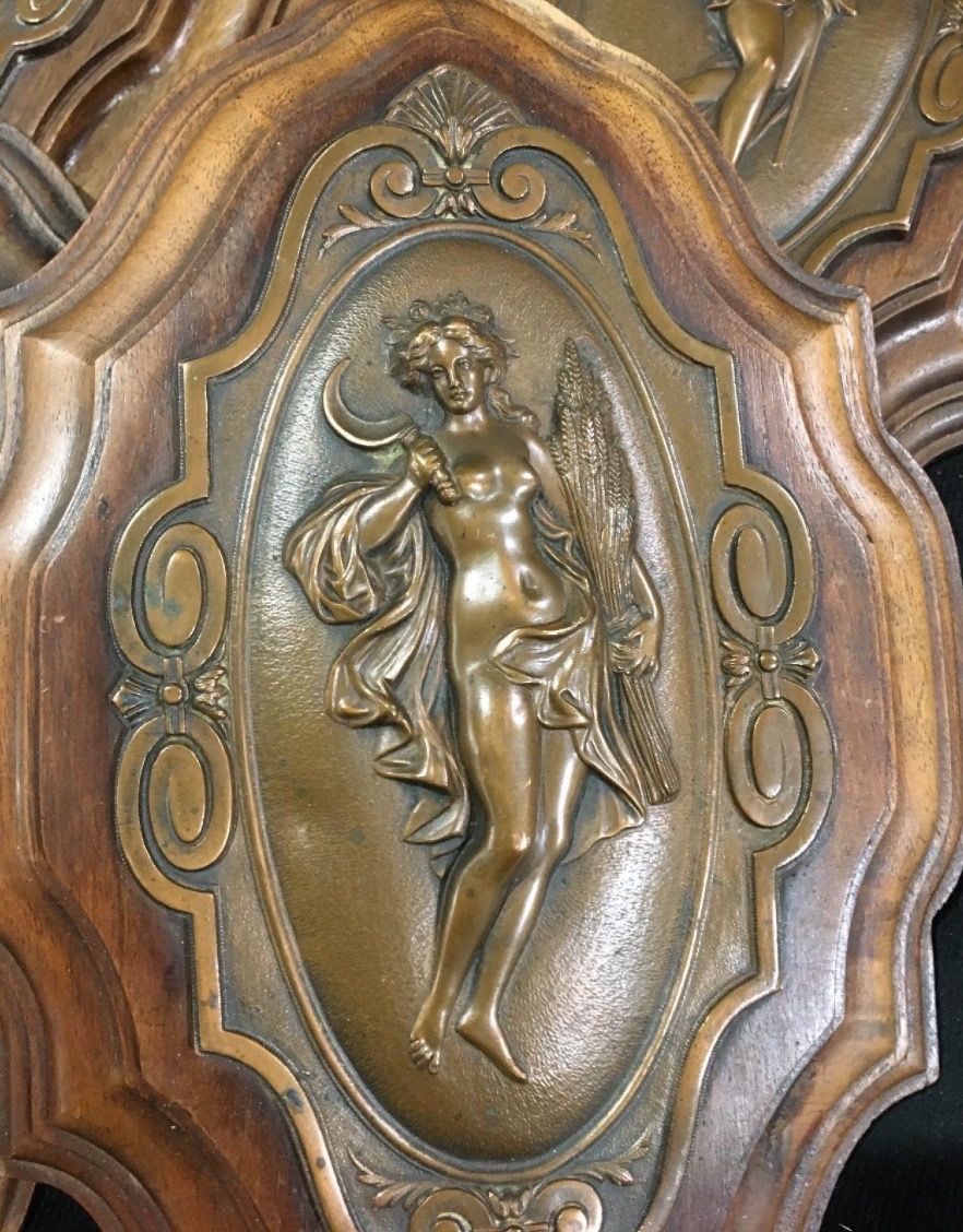 LES QUATRE SAISONS, SUITE DE QUATRE MÉDAILLONS ART NOUVEAU-photo-1