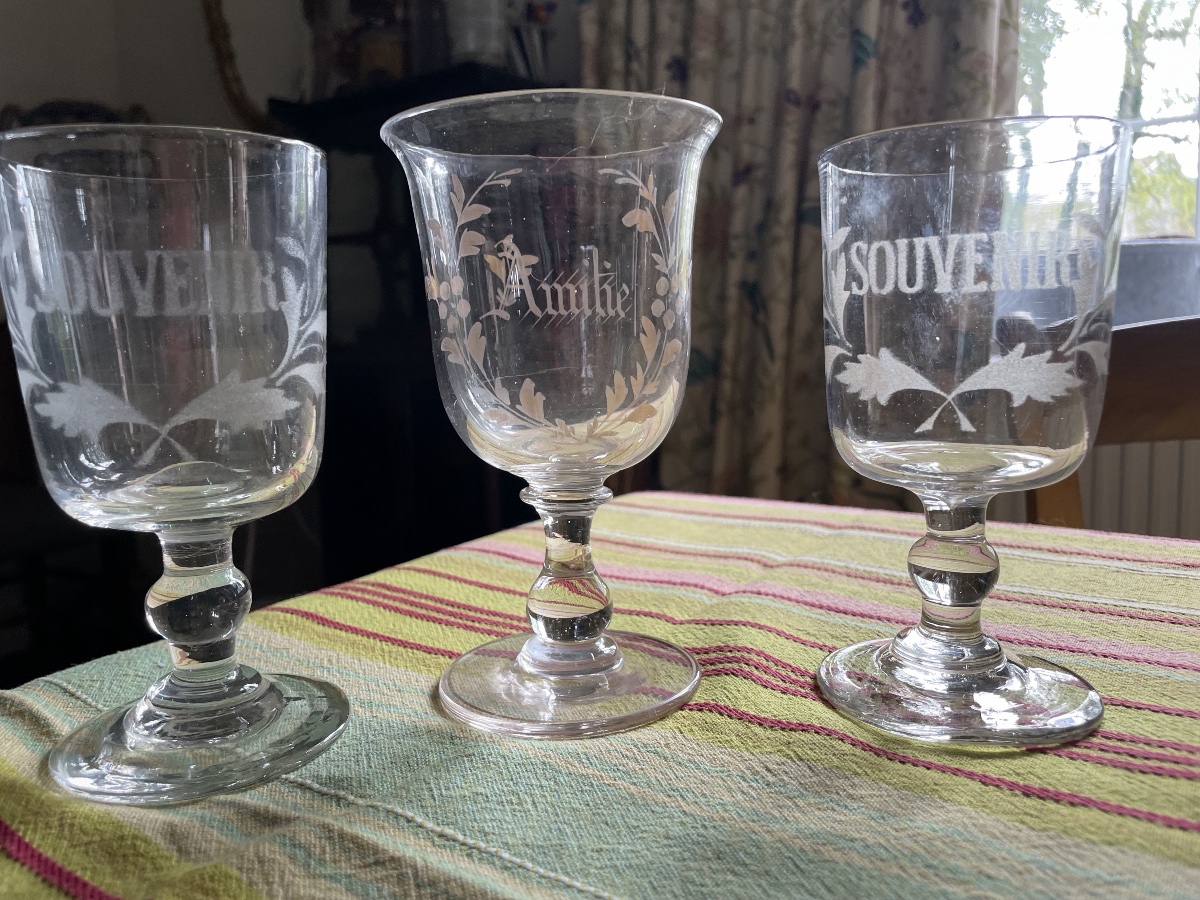 The 3 Glasses Of Friendship And Remembrance -photo-1