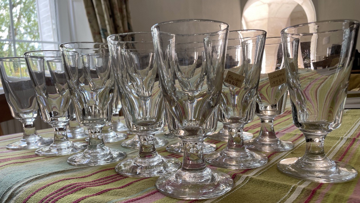 Rare suite de 15 verres à absinthe, XIXème 