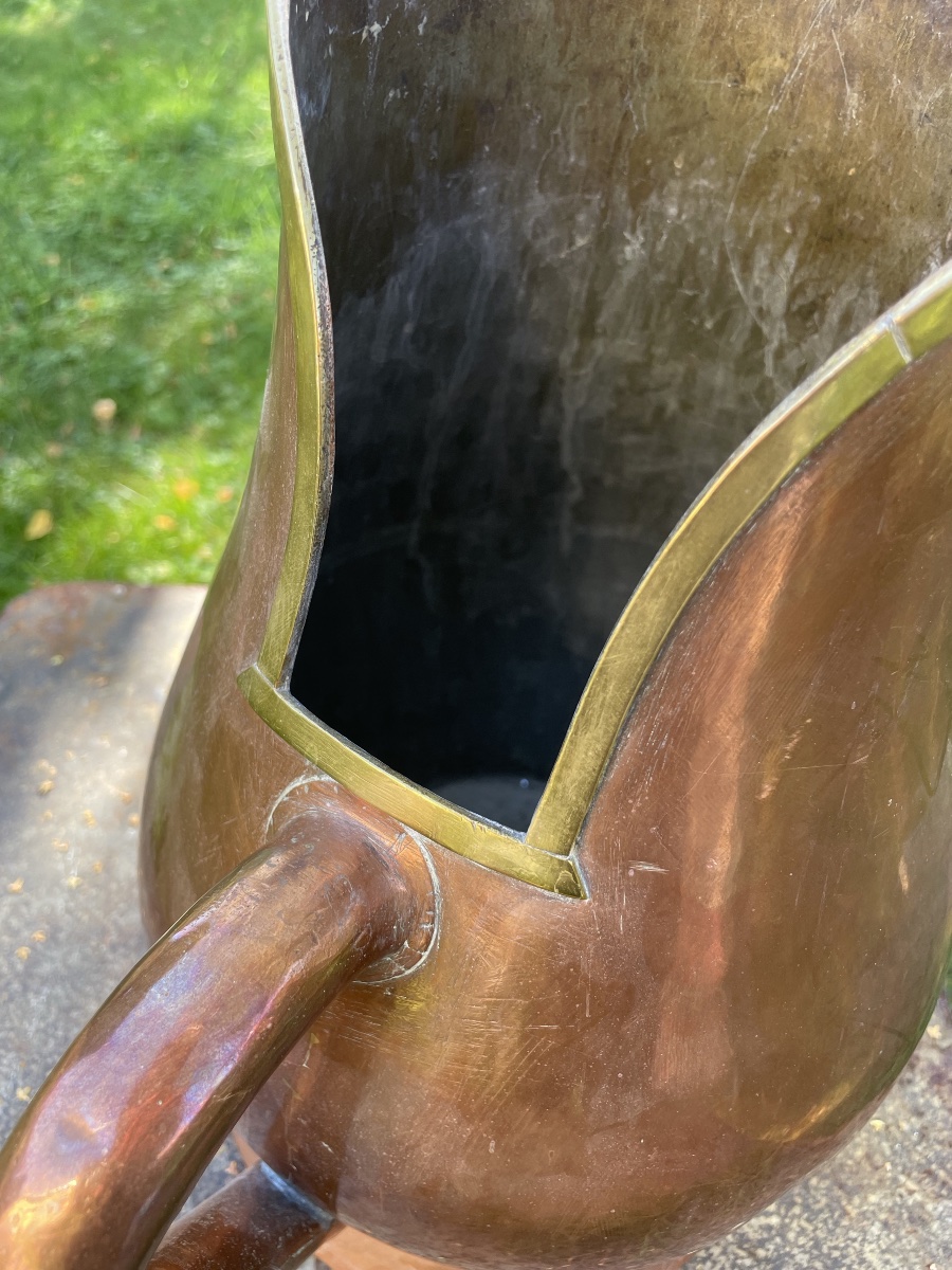 Imposing Copper Pitcher With A Double Patina -photo-4