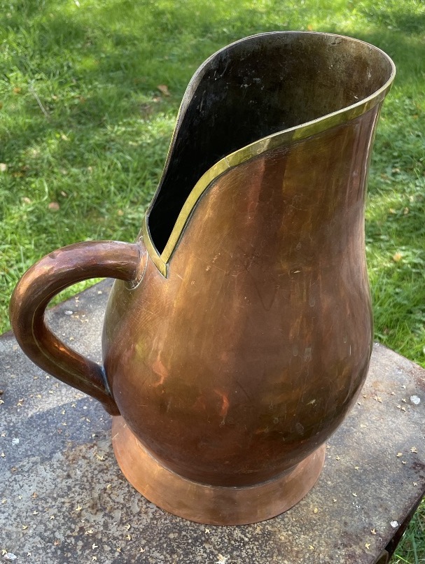 Imposing Copper Pitcher With A Double Patina -photo-7