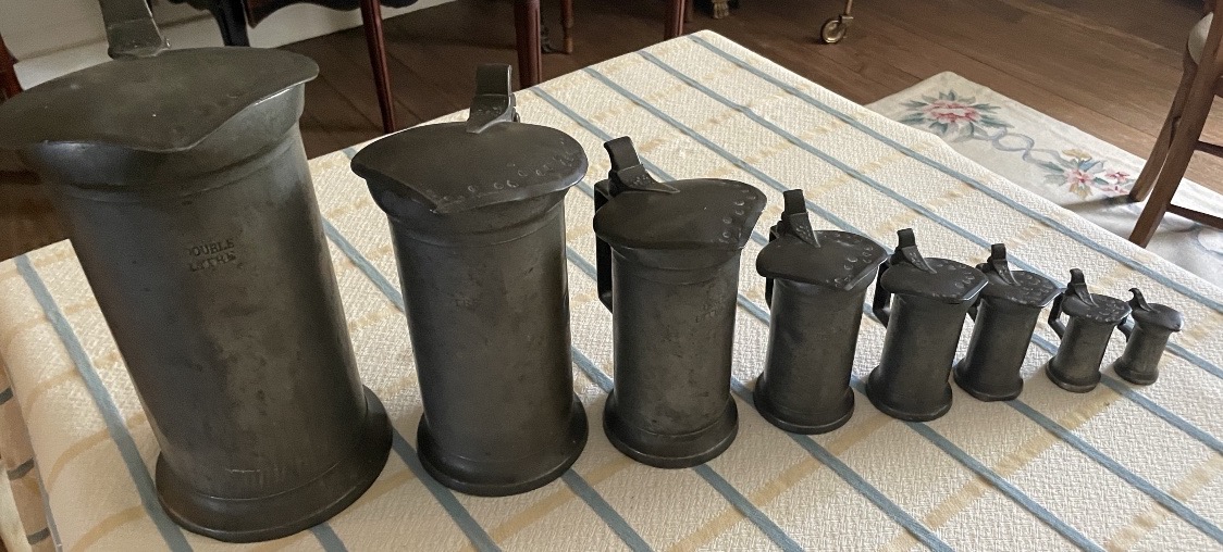 La série complète de 8 mesures en étain , datées 1806-photo-5
