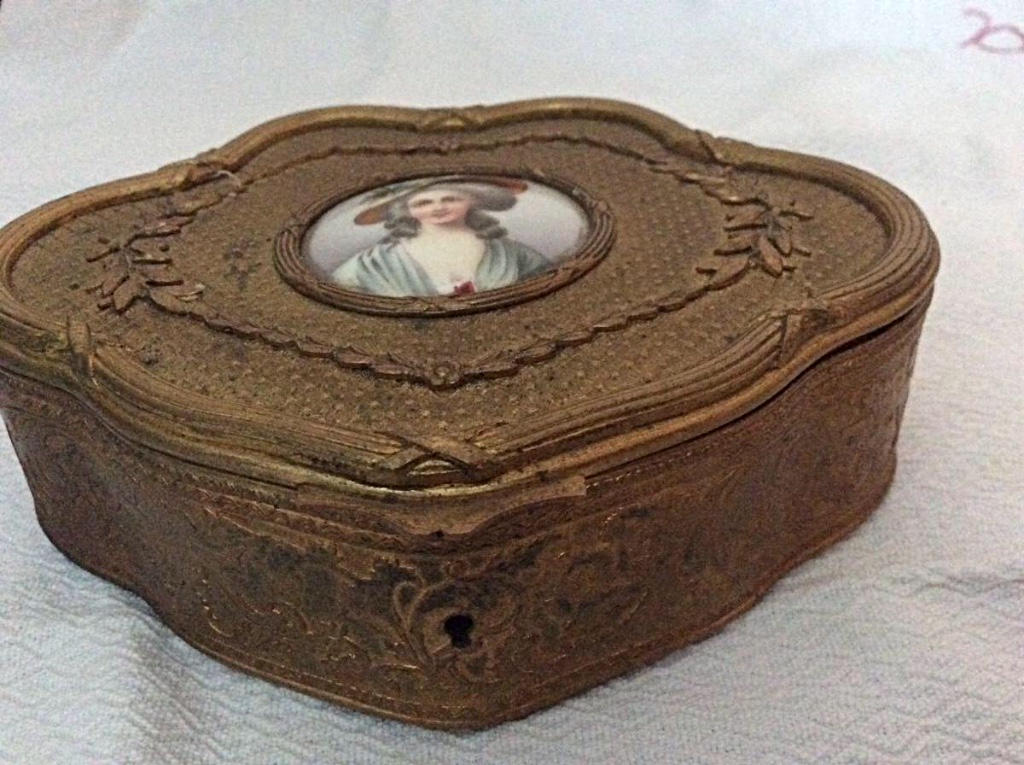 Repousse Copper Jewelry Box-photo-3