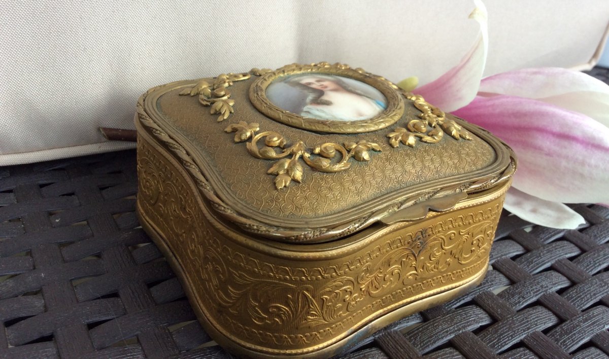 Napoleon III Box In Golden Brass-photo-1