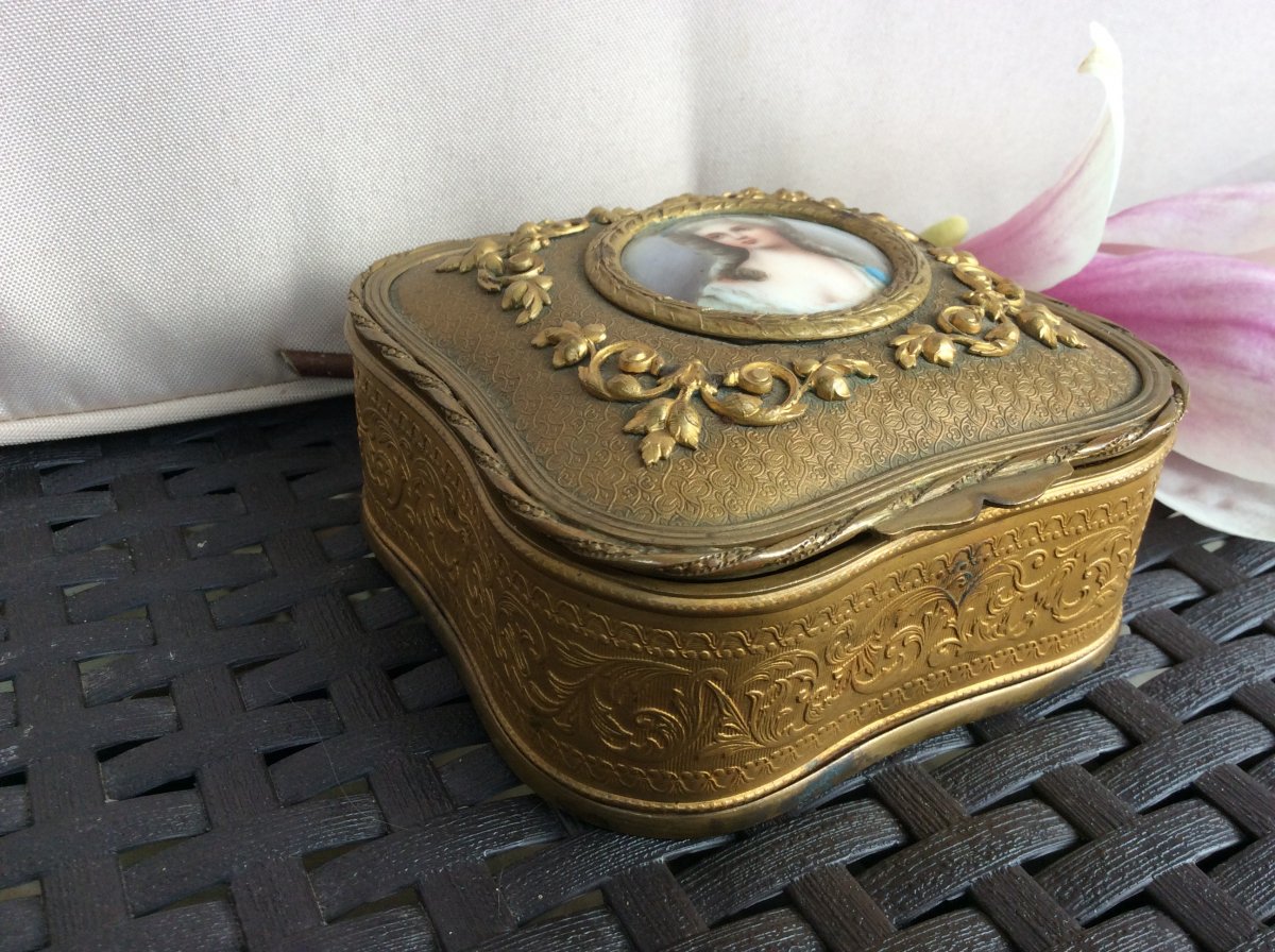Napoleon III Box In Golden Brass-photo-3