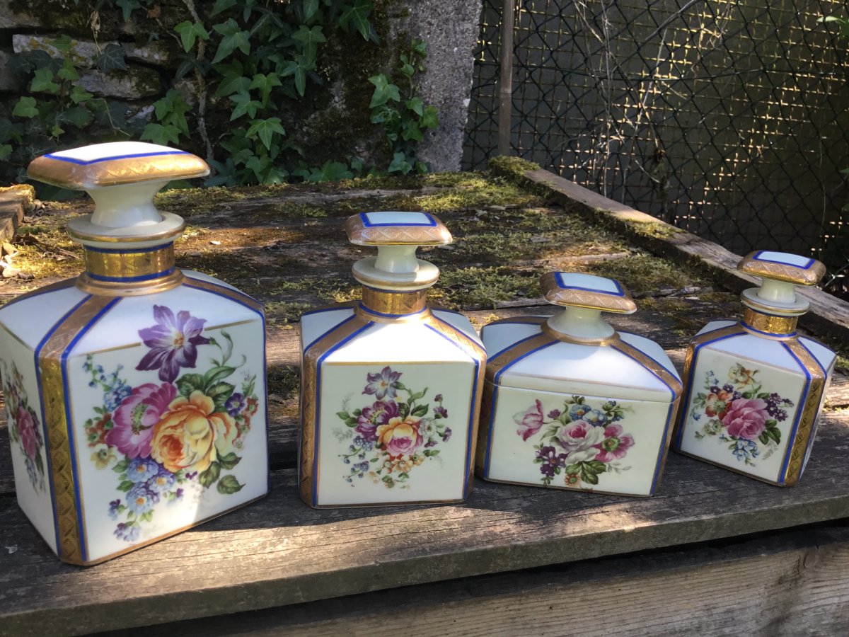 Flowery Toilet Service In Limoges Porcelain-photo-5