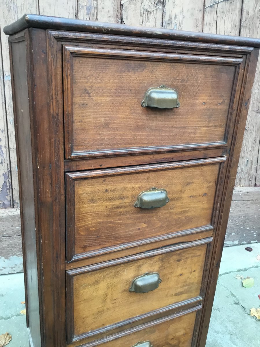 Small Craft Cabinet With 4 Fir Lockers-photo-3