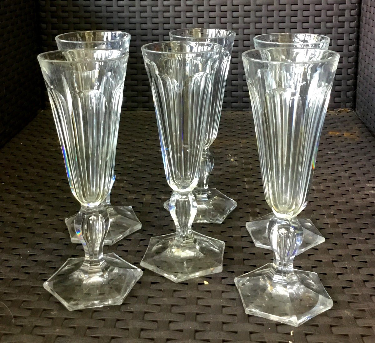 Suite De 6 Flutes à Champagne En Cristal Taillé 