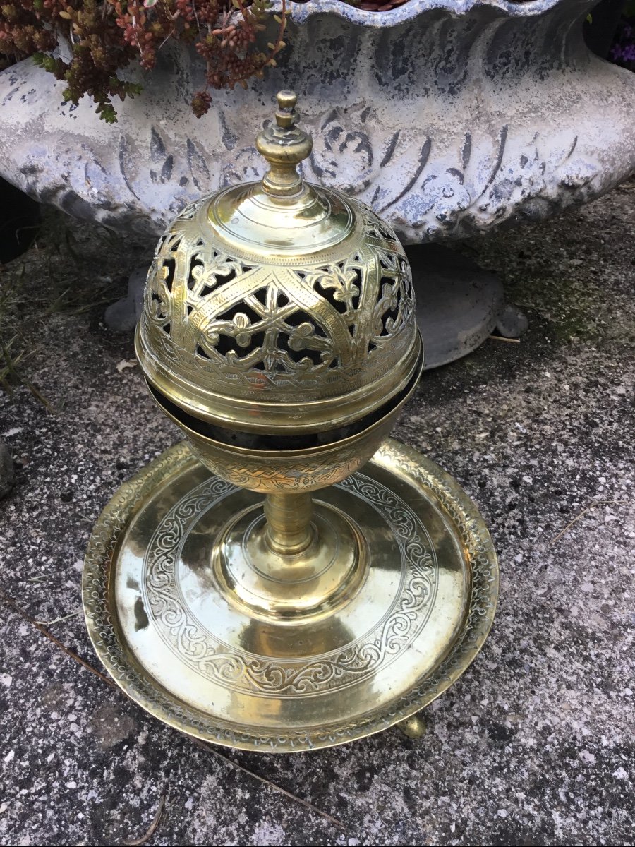 Brûle-parfum En Laiton Ottoman à Décor Incisé Et Ajouré, Turquie XIXème -photo-3