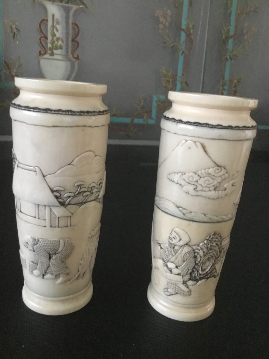 Pair Of Small Japanese Ivory Vases, Edo Period-photo-5