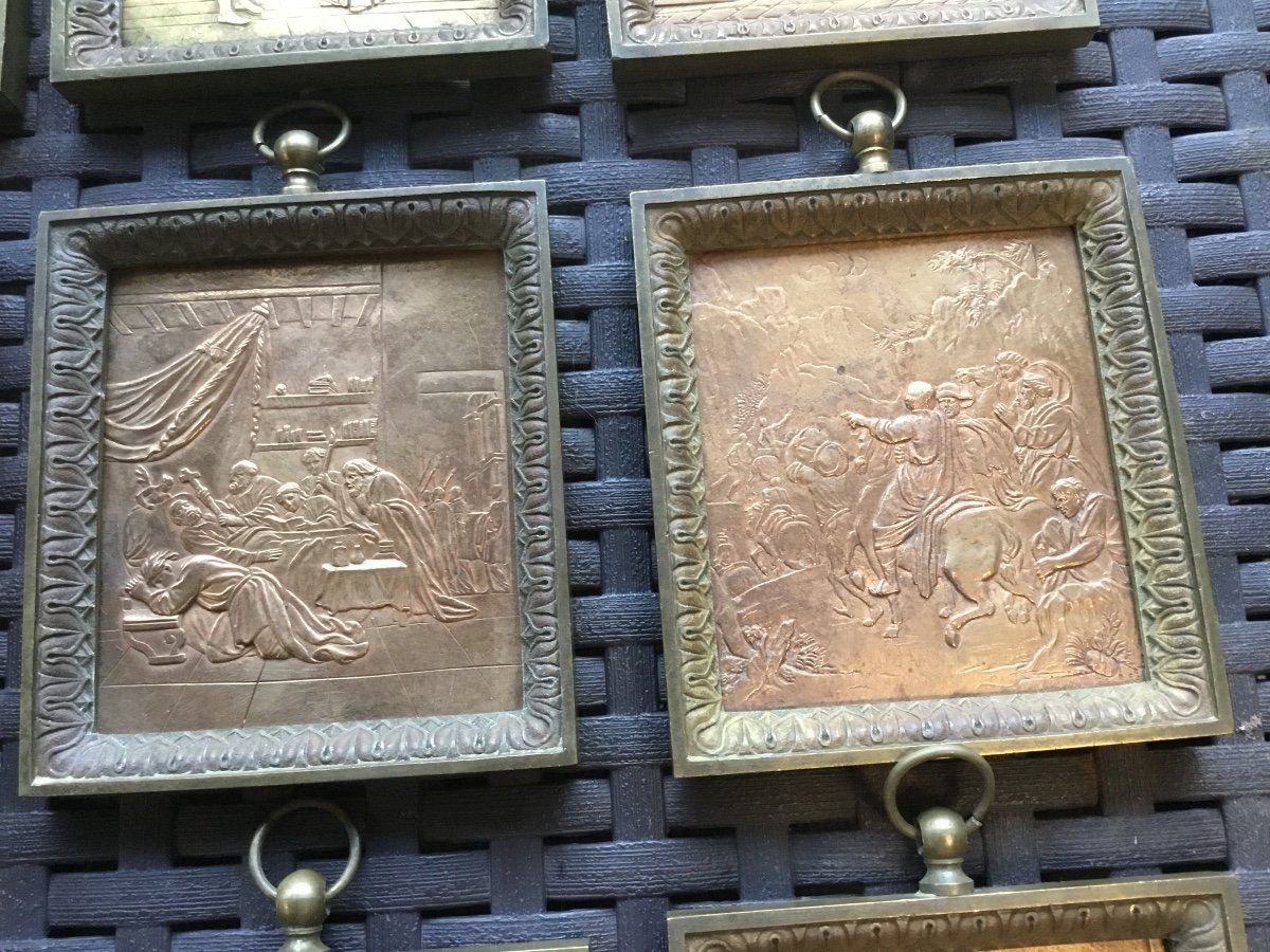 Suite De 18 Plaques Religieuses En Bronze Encadrées -photo-5