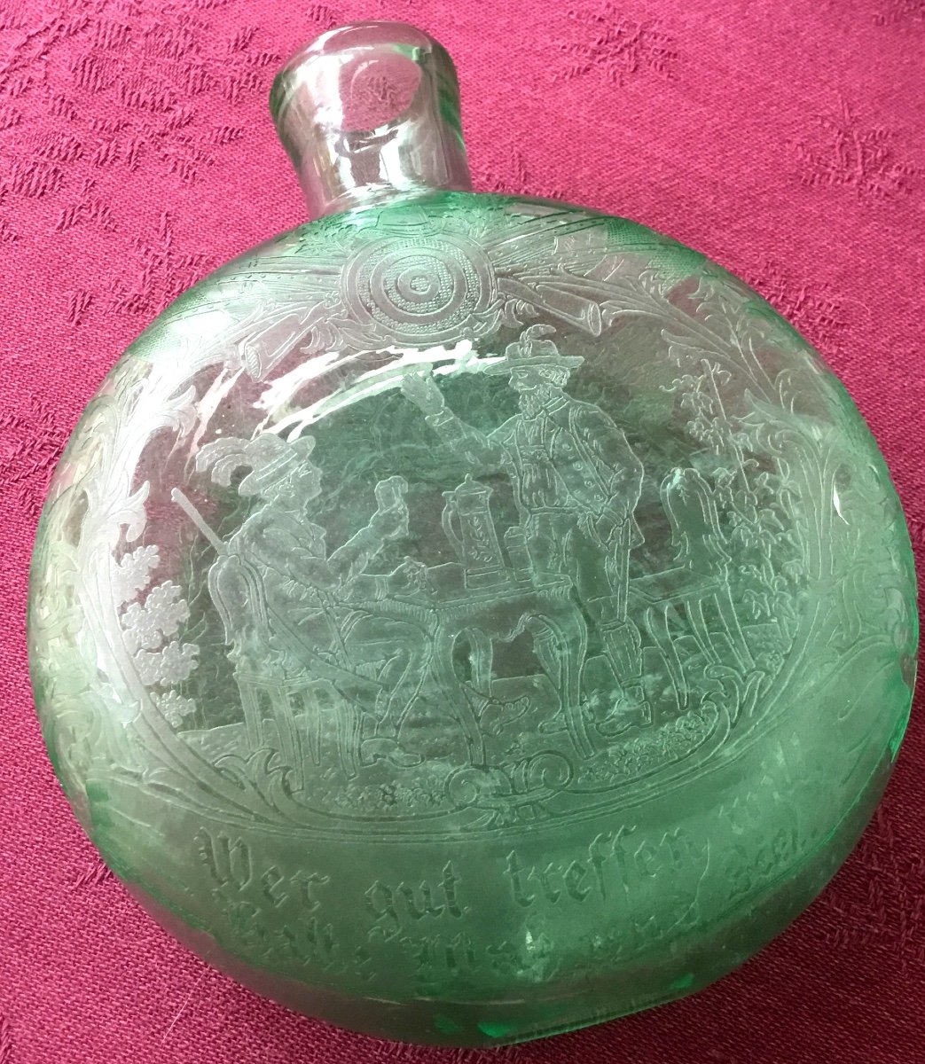 Small Engraved Glass Hunting Gourd-photo-4