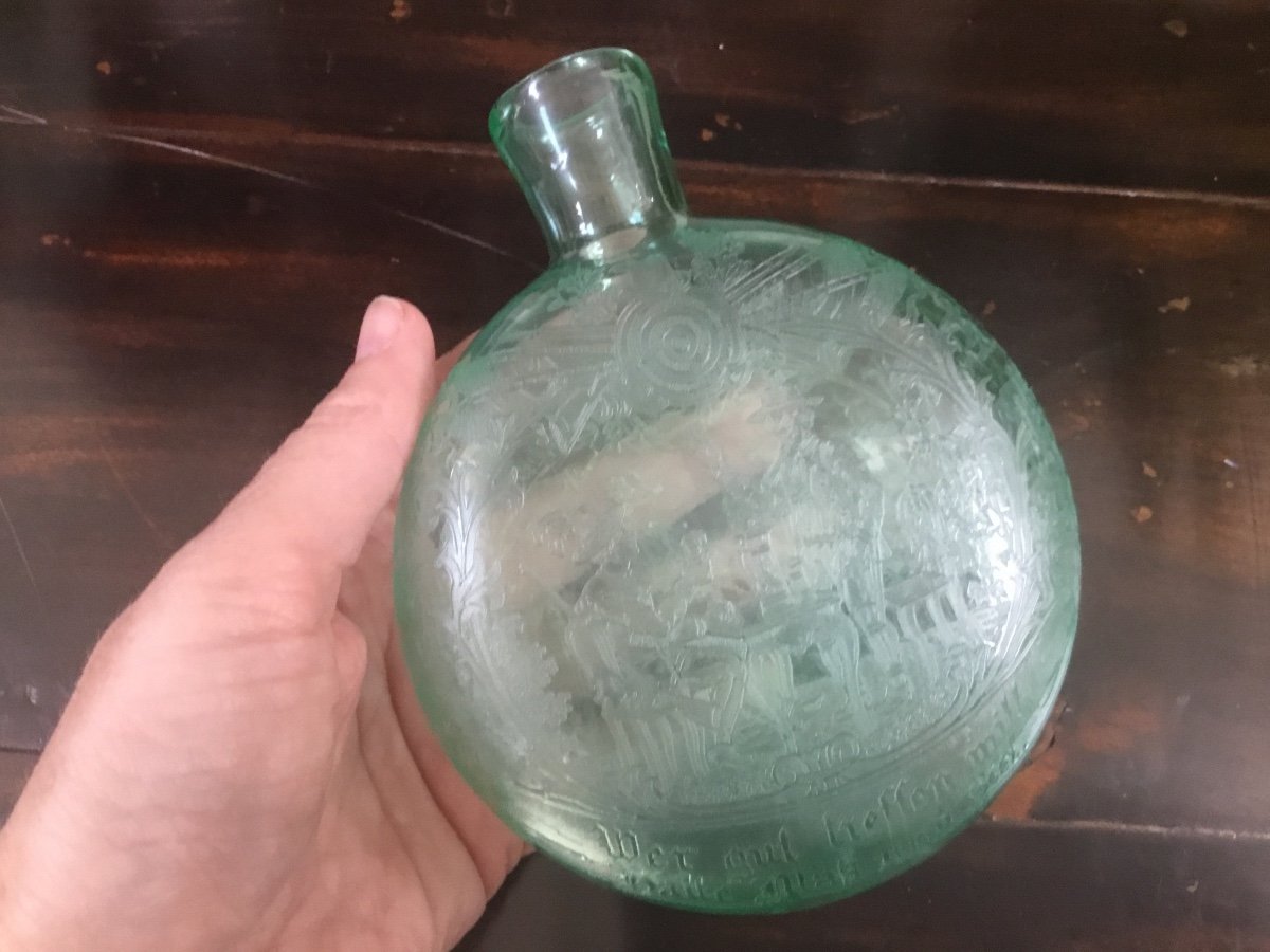 Small Engraved Glass Hunting Gourd-photo-7