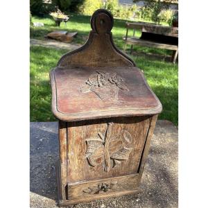 Folk Art: Carved Salt Shaker 
