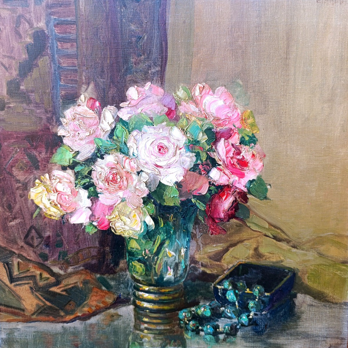 Ecole française XXème, Bouquet de roses, huile sur toile, années 30/40, encadrée