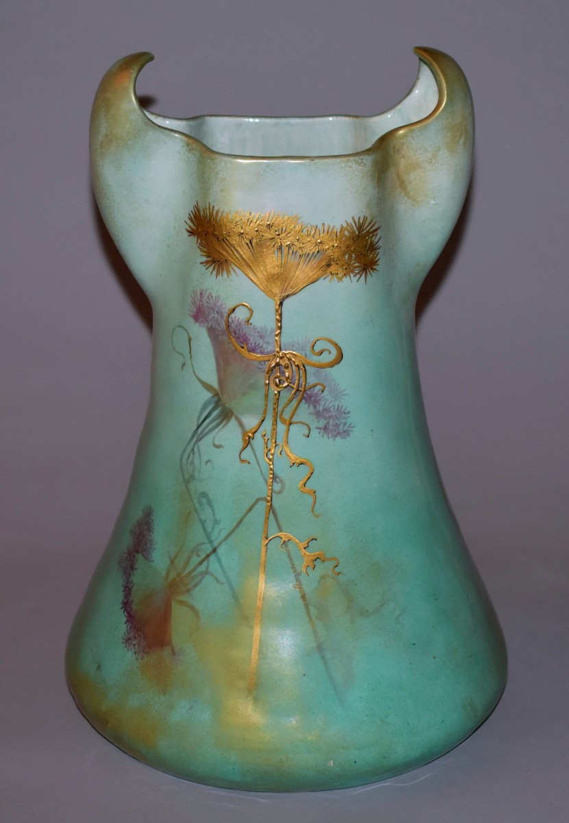 Clement MASSIER (1844-1917 , Grand vase à décor d'ombelles céramique émaillée, Golf Juan, signé
