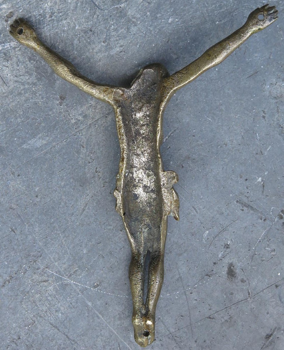 Beau petit christ d'applique en bronze fin XVI, début XVIIème siècle.-photo-2