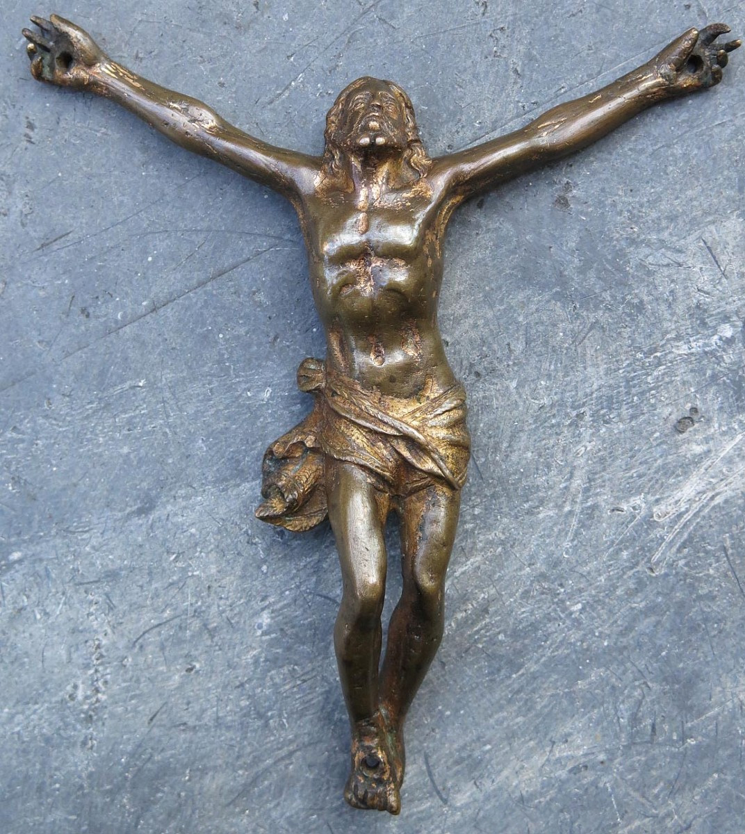 Petit christ d'applique en bronze doré, fin XVIIème.