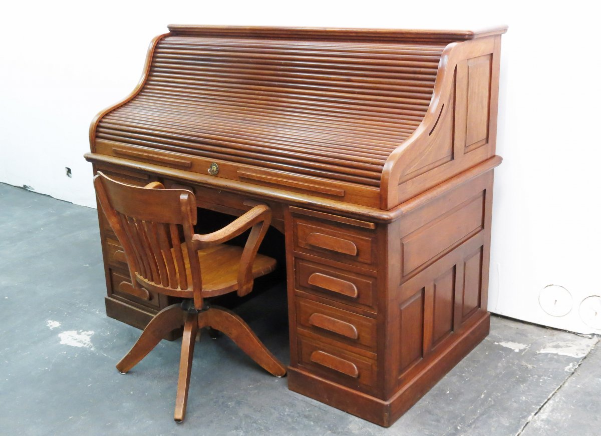 Large Roll-top Walnut Desk With Its Armchair. 1920-photo-2