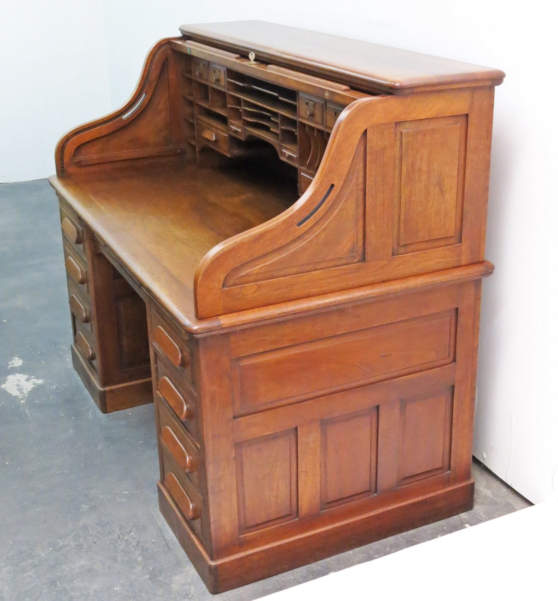 Large Roll-top Walnut Desk With Its Armchair. 1920-photo-5