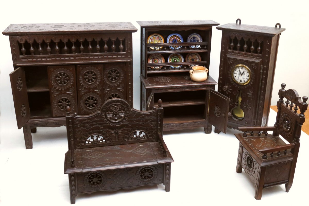 Small Miniature Briton Doll Furnitures. Plozévet, Circa 1930-40.-photo-3