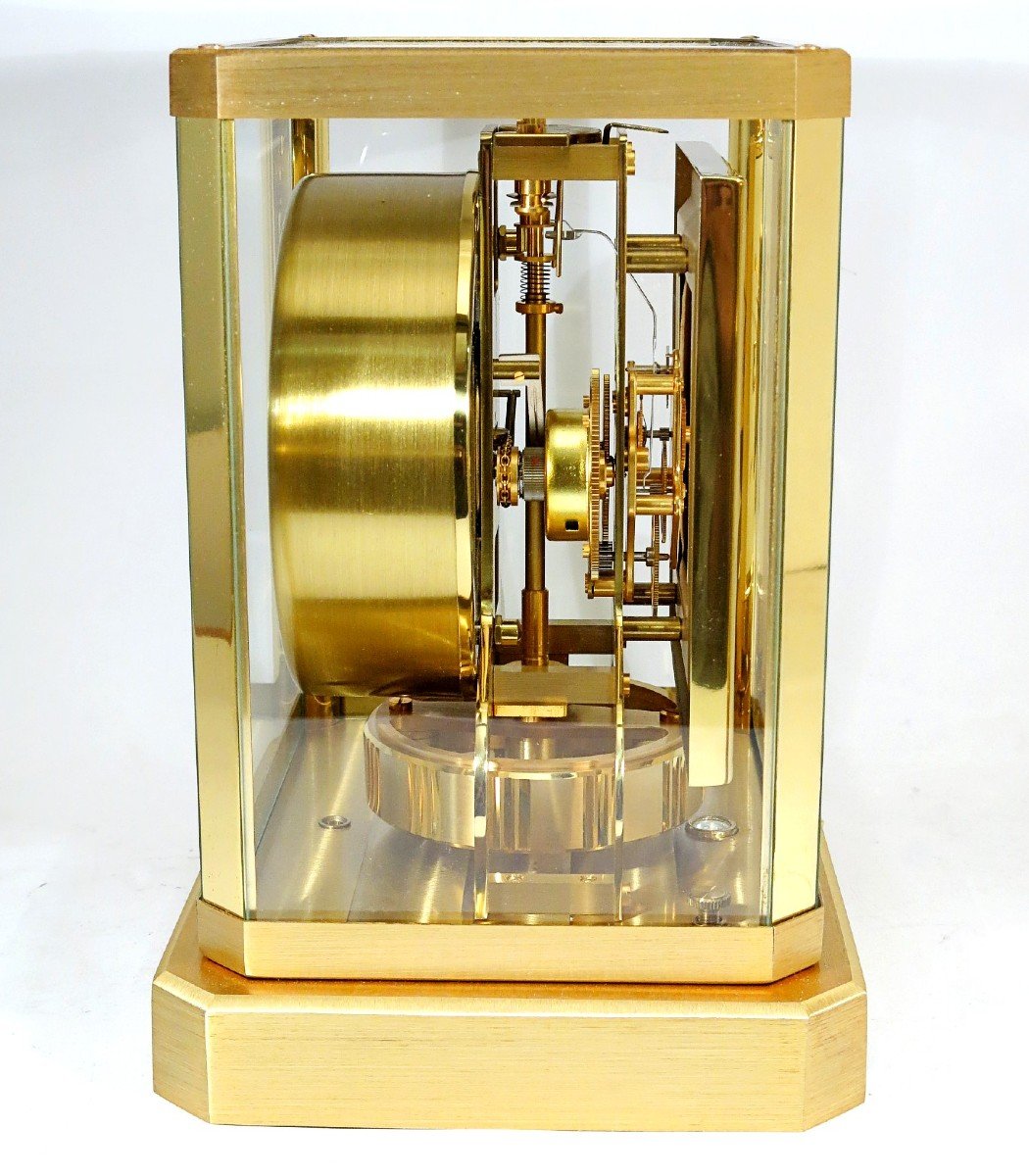 Pendule perpétuelle Atmos Jaeger-LeCoultre. Modèle VIII, vers 1970.-photo-5