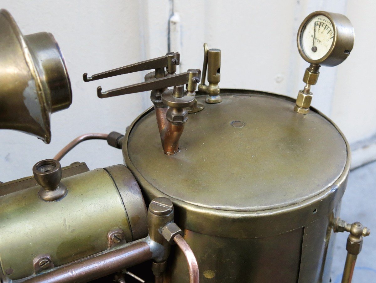 Locomobile miniature à machine à vapeur horizontale, vers 1900.-photo-6