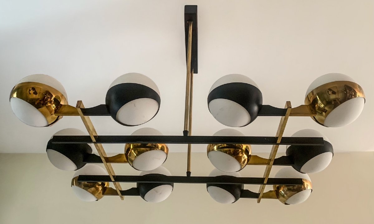 Stilnovo (Milan), suspension composées de 12 globes en verre dépoli-photo-3