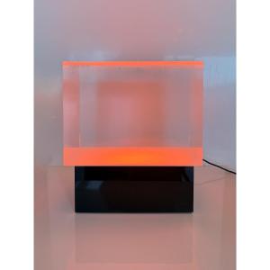Minimalist Table Lamp In Acrylic Resin