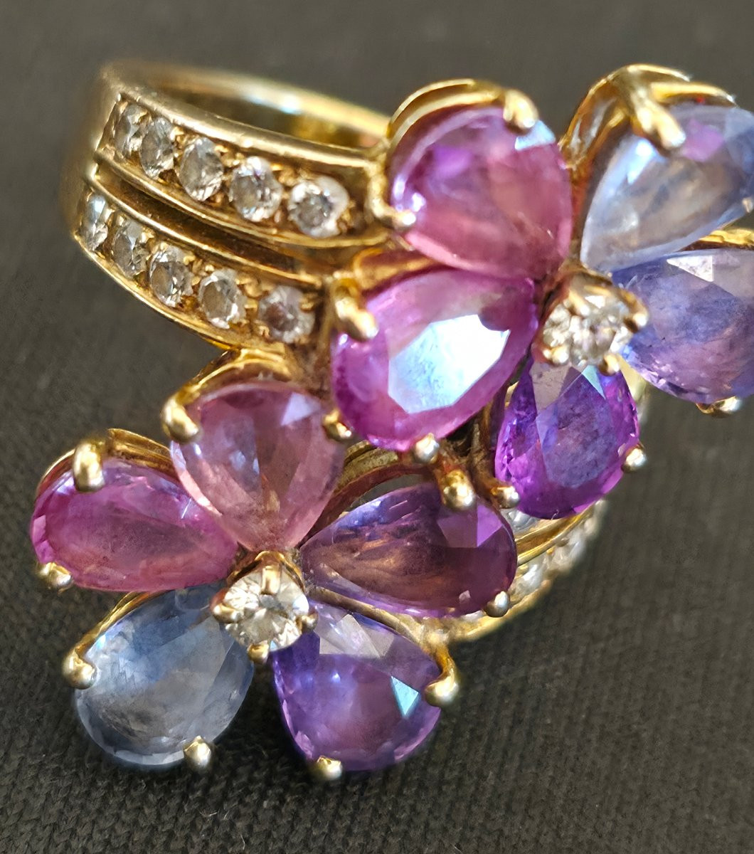 Bague BVLGARI "Sapphire Flower" en Or Jaune 18k et Saphirs Multicolores-photo-4