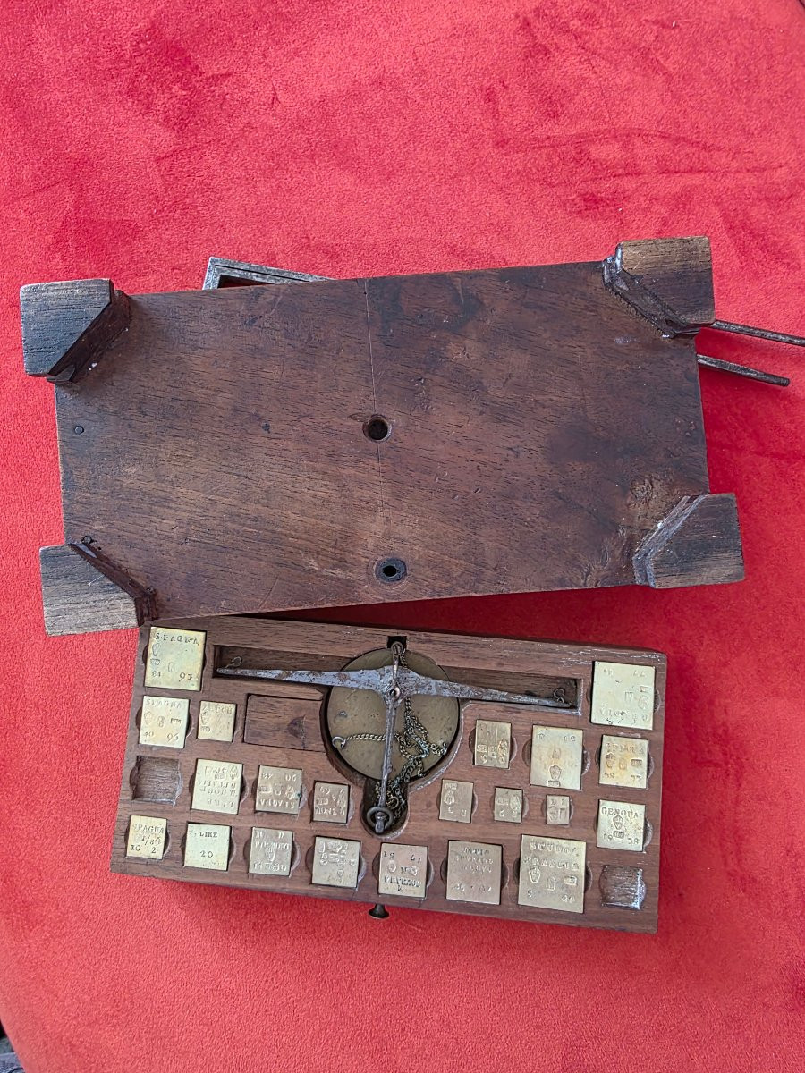 Important Italian Money Changer's Balance With Hallmarks – Late 18th Or Early 19th Century-photo-7