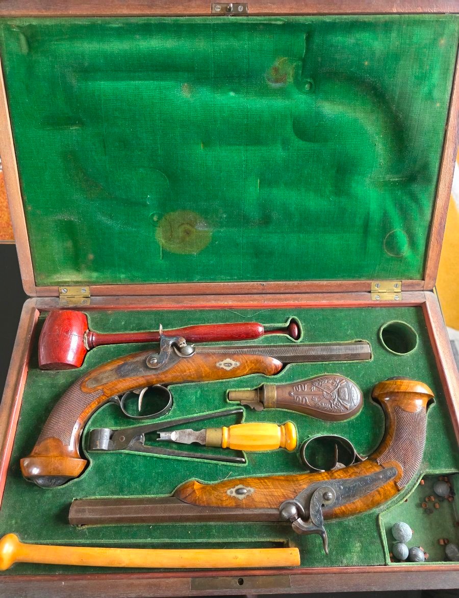 Pair Of Percussion Dueling Pistols – Paliard Vialleton Frères, Saint-étienne – 19th Century