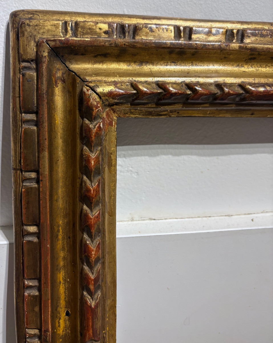 Antique Frame, 18th Century Italy, Gilded Carved Wood.-photo-1