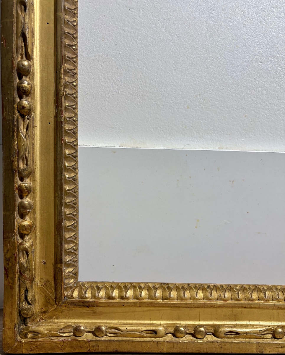 Antique Frame, 18th Century, Gilded Carved Wood.-photo-1