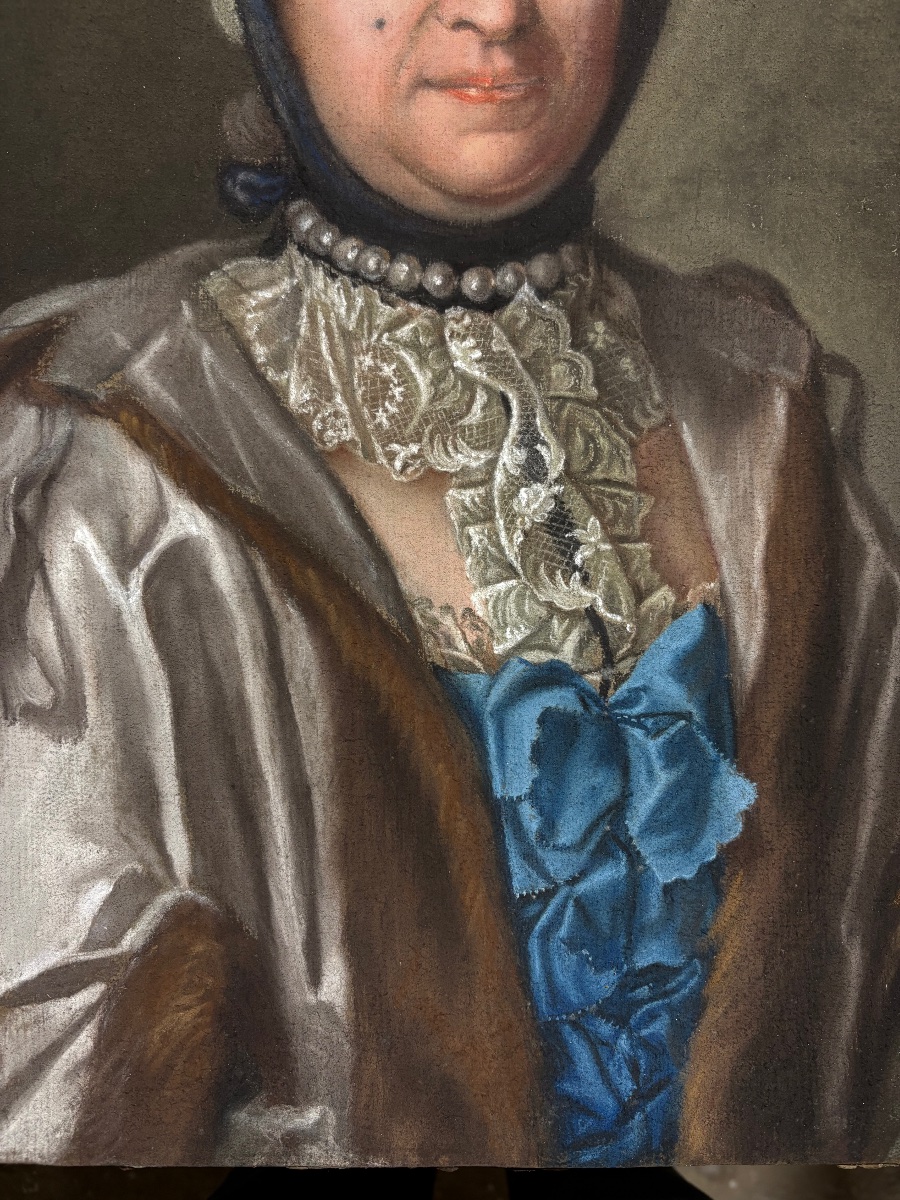 Portrait Of Lady With Pearls,18th Century.-photo-2