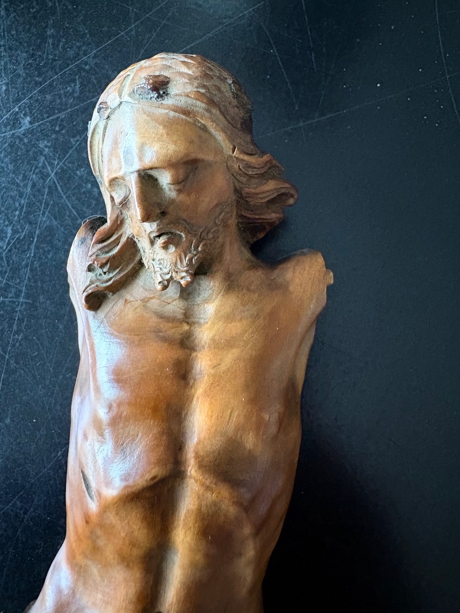 Ivory Christ And Skull, 18th Century, Accompanied By Two Others Carved From Wood.-photo-6