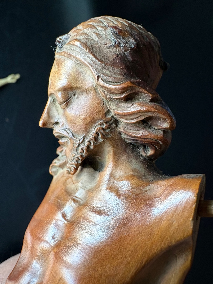 Ivory Christ And Skull, 18th Century, Accompanied By Two Others Carved From Wood.-photo-7