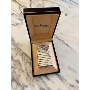 Briquet ST Dupont, état neuf. 