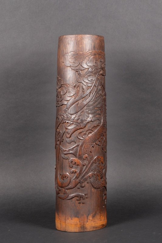 Vase Balinais en Manguier Sculpté - SHOP BATU TAMAN Vase Balinais en Manguier Sculpté - SHOP BATU TAMAN