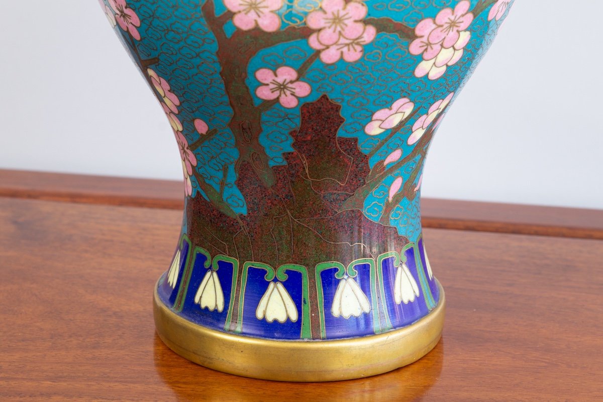 Vase Avec Fleurs De Cerisier Et Papillons, Cloisonné, Chine, Début Du 20e Siècle, Période Roc -photo-5