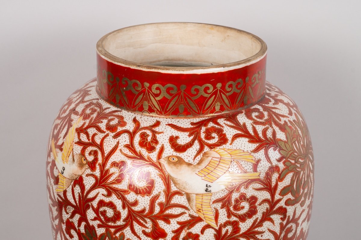 Vase With Sparrows And Chrysanthemums, Kutani, Japan, Meiji Era (1868-1912)-photo-1