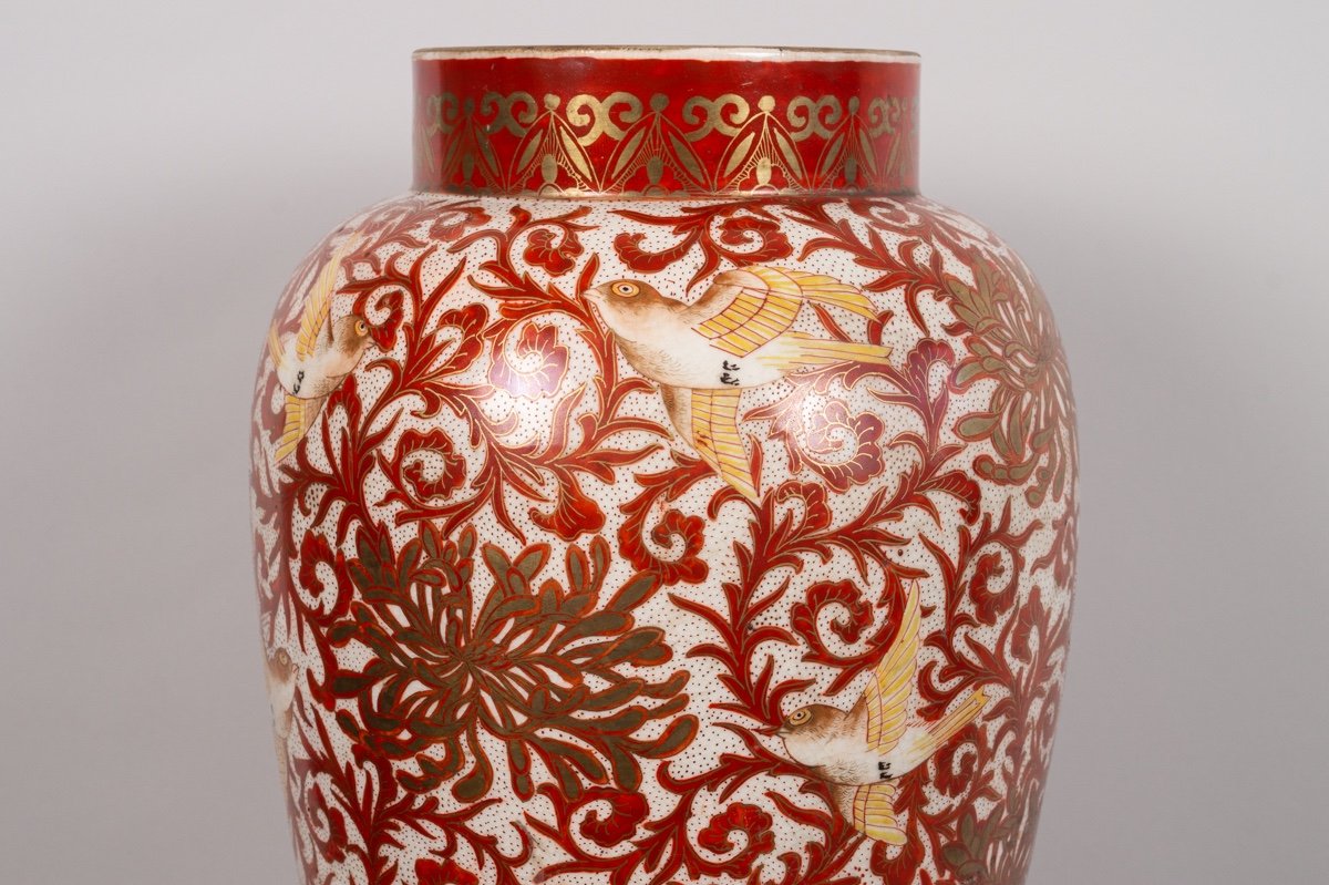 Vase With Sparrows And Chrysanthemums, Kutani, Japan, Meiji Era (1868-1912)-photo-2