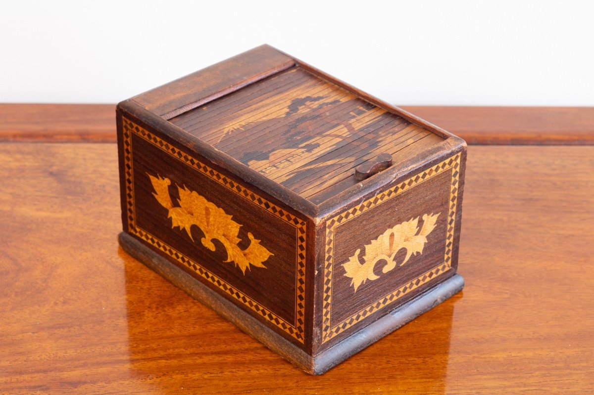 Distributeur De Cigarettes, Bois Incrusté, Japon, ère Meiji (1868-1912)