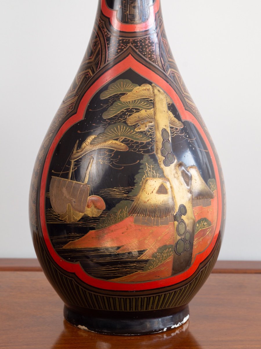 Lacquer Vase, Arita, Japan, Meiji Era (1868-1912).-photo-1