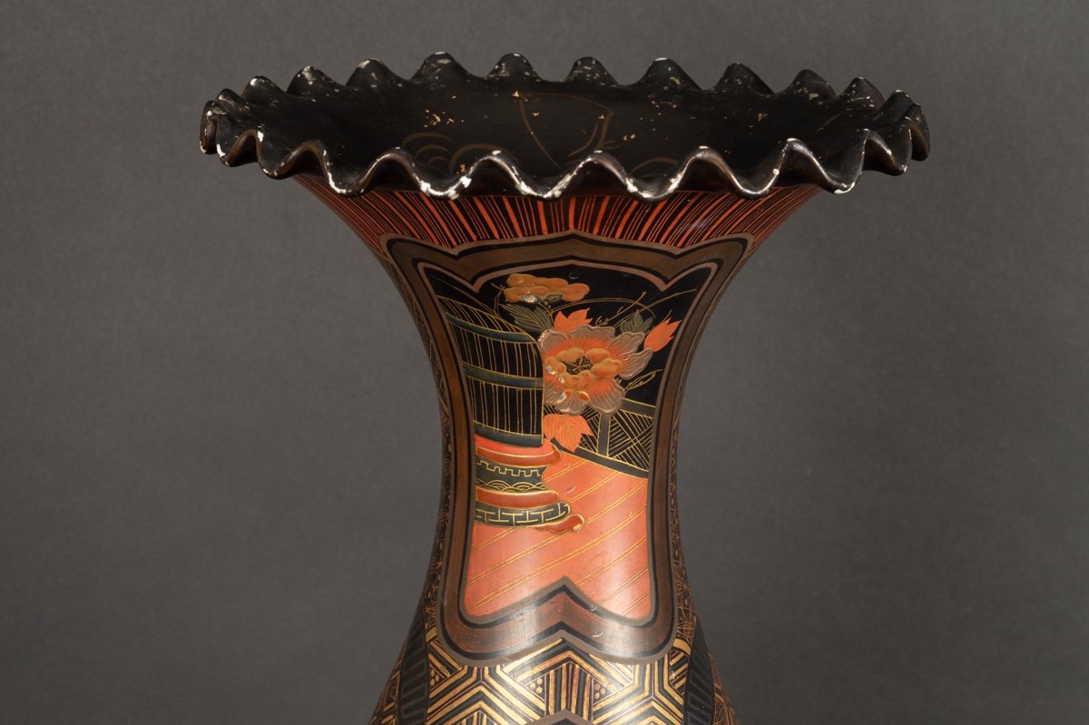 Lacquer Vase, Arita, Japan, Meiji Era (1868-1912).-photo-2